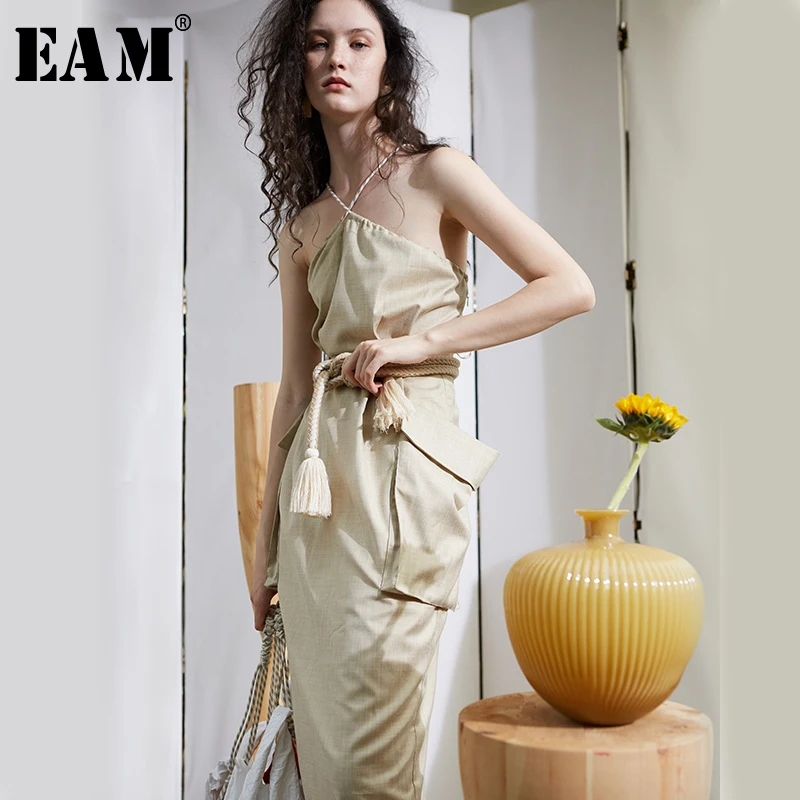 

[EAM] 2019 New Spring Summer Halter Sleeveless Khaki Big Pocket Fold Drawstring Temperament Dress Women Fashion Tide JU297