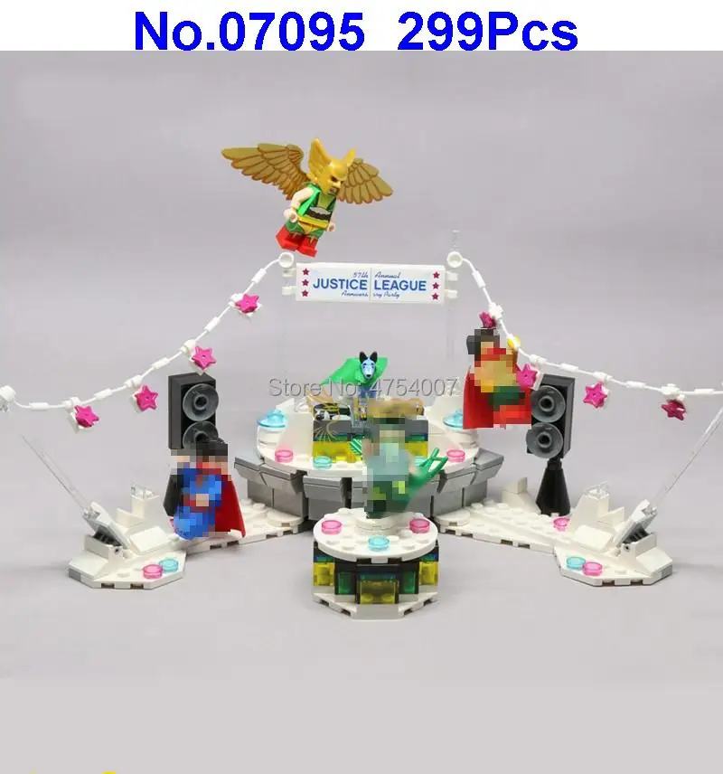 

299pcs Super Hero Batman Movie Justice League Anniversary Party Building Block Compatible 70919 Toy