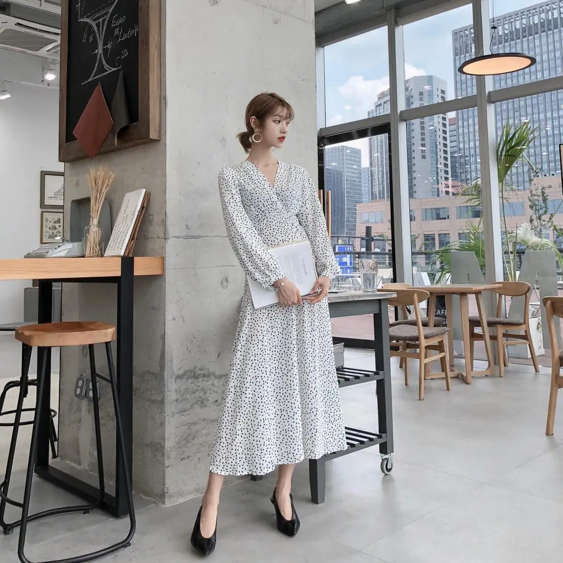 retro dress hot women slim waist A Line Elegant Temperament Lady Korean style vintage dot v neck vintage shirt dress high waist