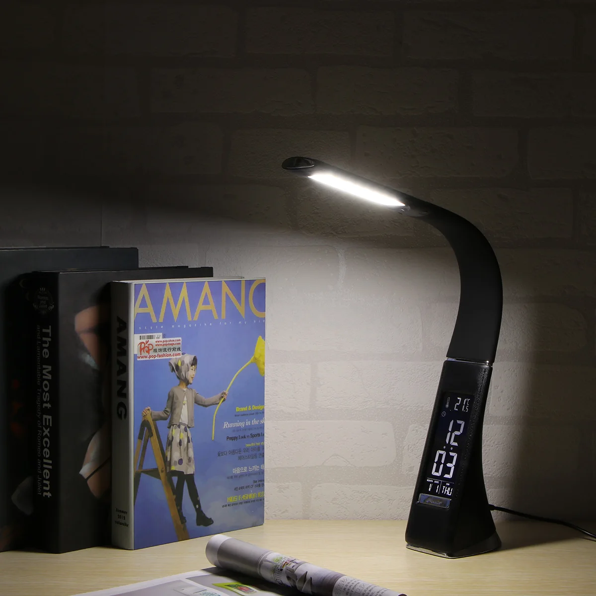 

LED Desk Lamp Foldable Dimmable Touch Table Lamp with Calendar Temperature Alarm Clock table Light night lights