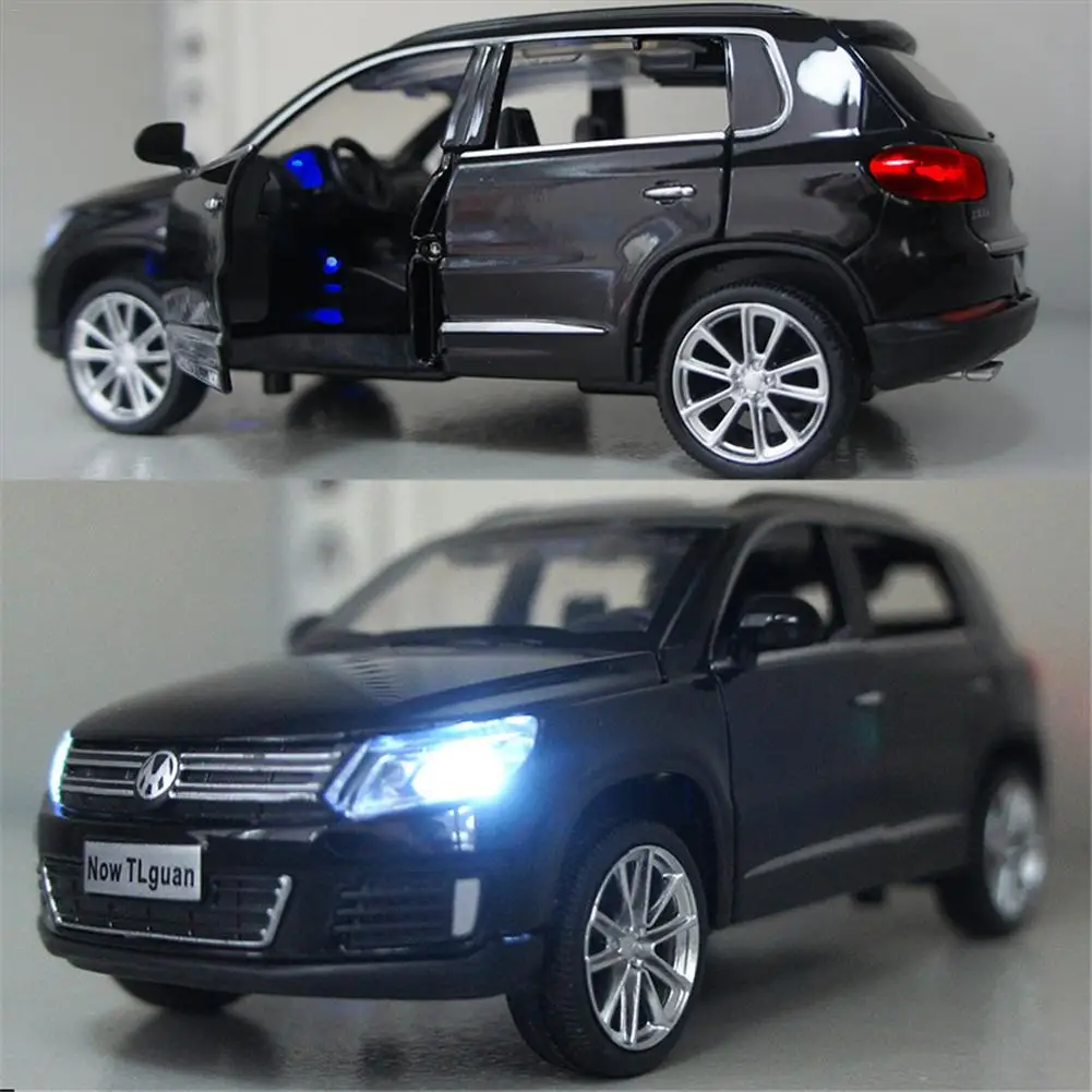 

High Simulation 1:32 Tiguan SUV Alloy Pull Back Toy Car Model Musical Flashing Six Open The Doors Diecast Metal For Kids Toys