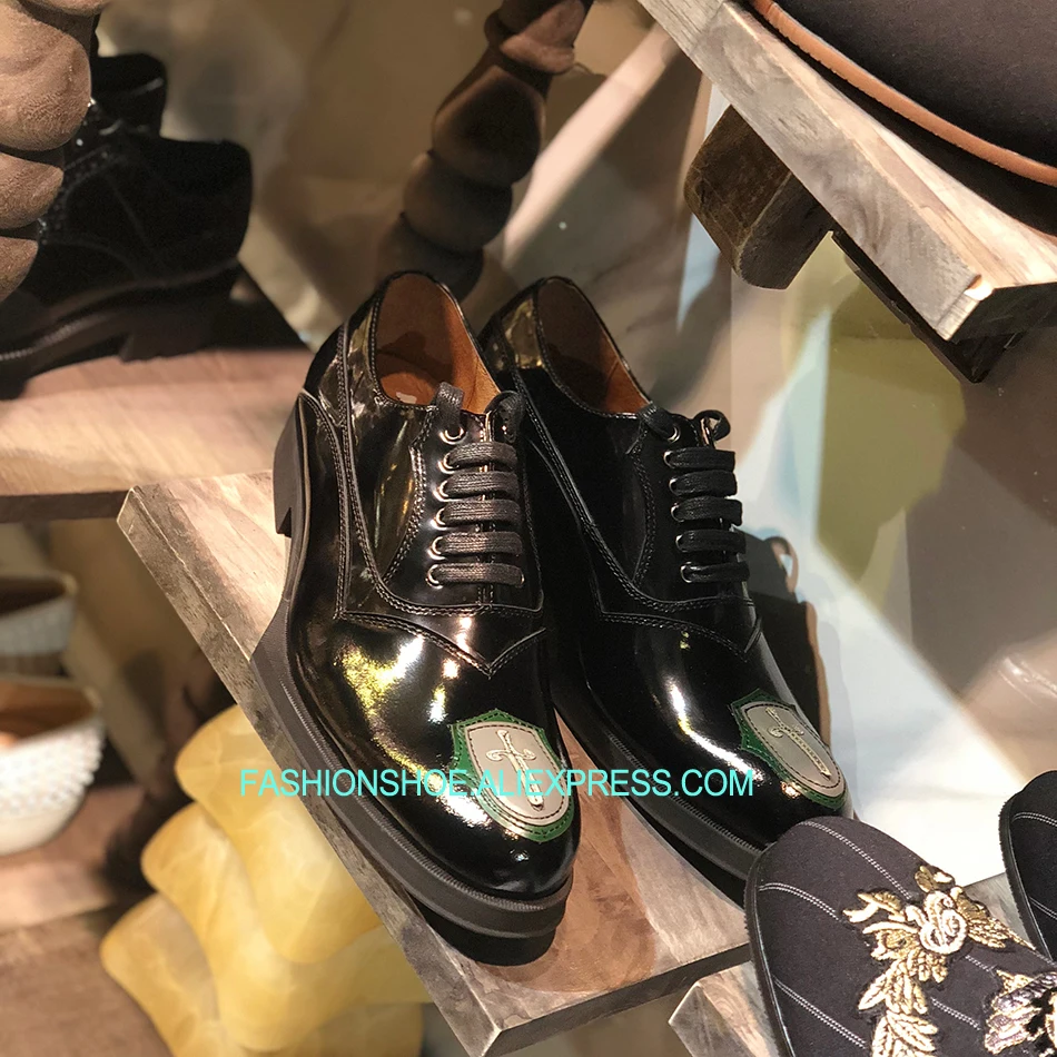 

2018 New Hot Handmade Formal Business Shoes Flat Heel Lace Cow Leather Mens Spring Derby Shoes Free Shipping