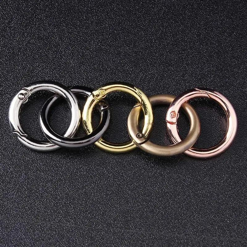 

5pcs Spring Gate Buckles Carabiner Hook Climbing Accessories Outdoor Tools D O Ring Openable Keyring Bag Belt Strap Dog Chain
