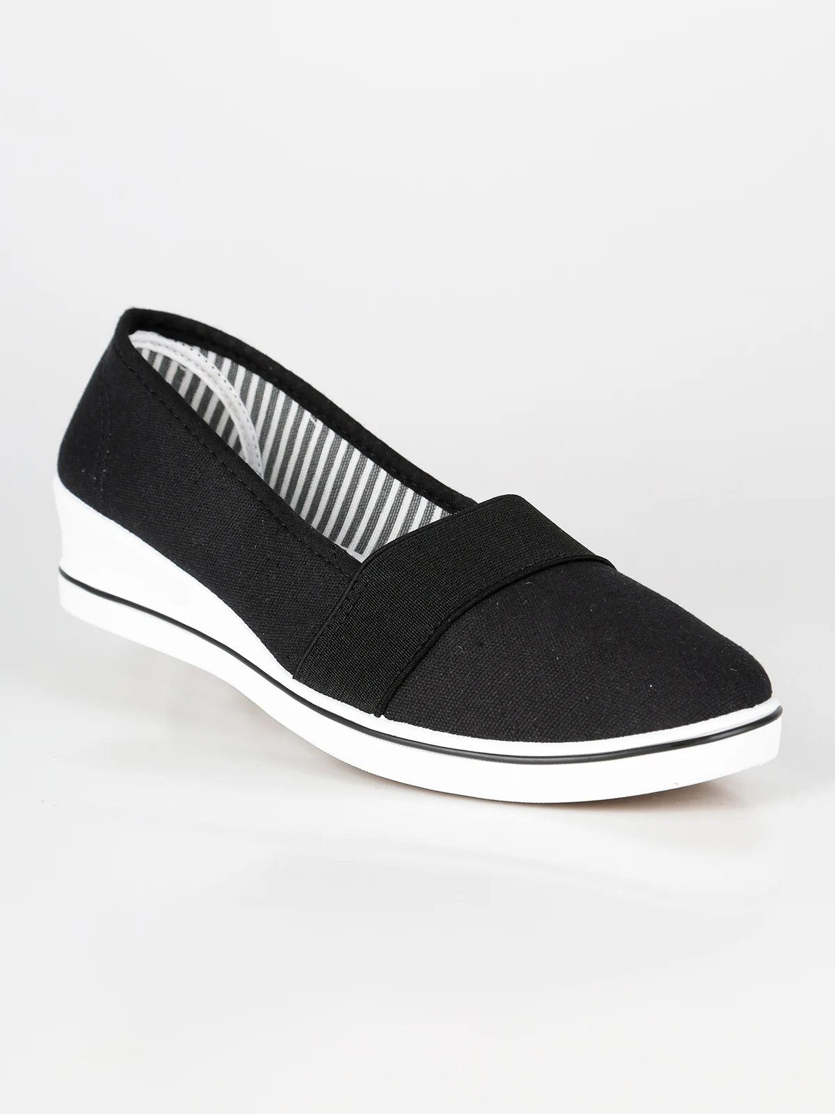 small wedge flats