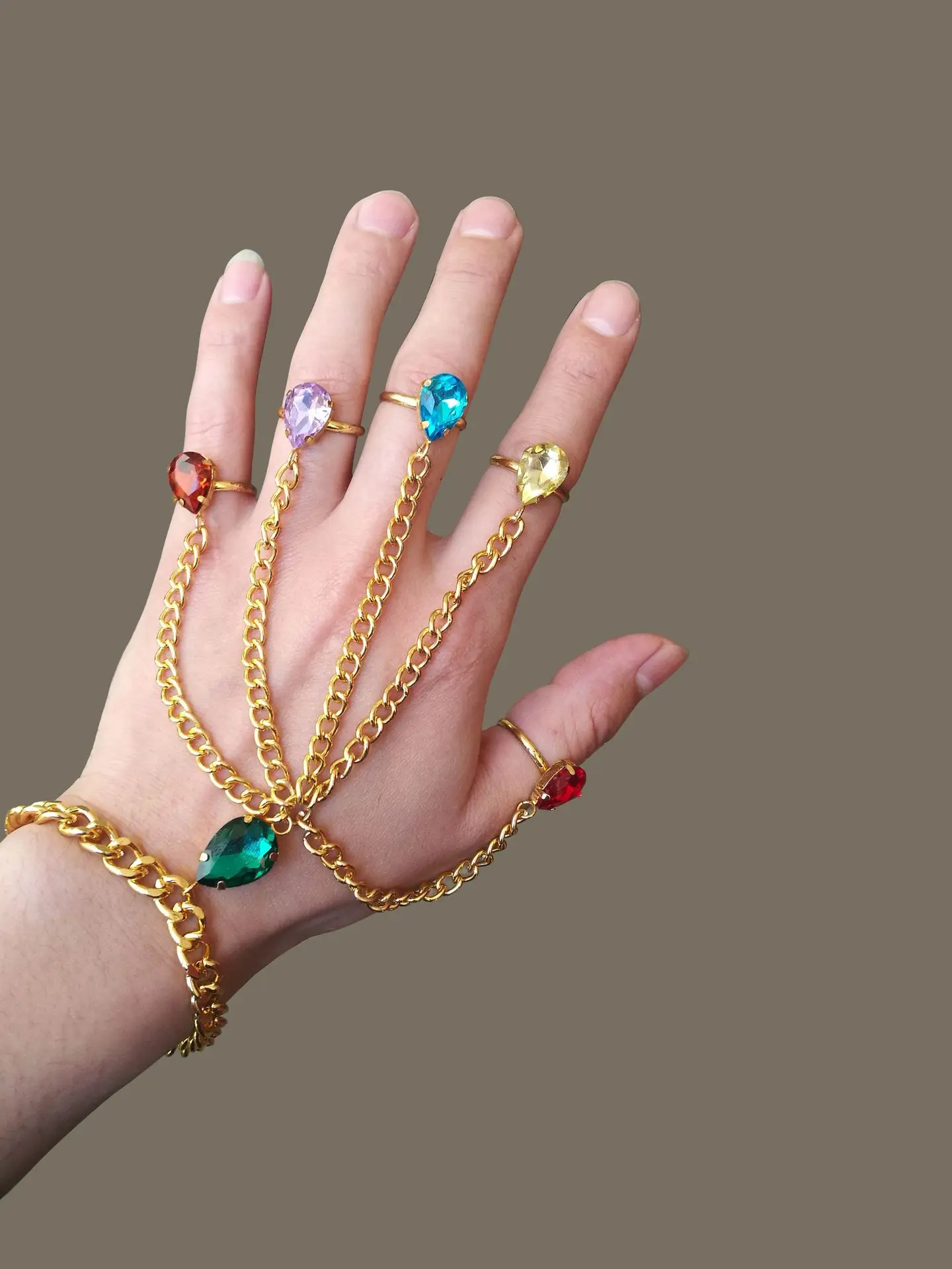 

Endgame Infinity Stones Rings Bracelet Set Infinity Gauntlet Cosplay Accessory Thanos Cos Relity Stone Tesseract Halloween Gift
