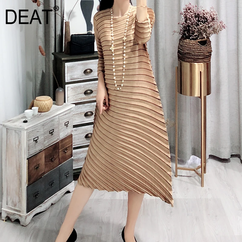 

[DEAT] 2019 New Autumn Winter Round Neck Long 5 Color Pleated Red High Elastic Big Size Sleeve Dress Women Fashion Tide JS75