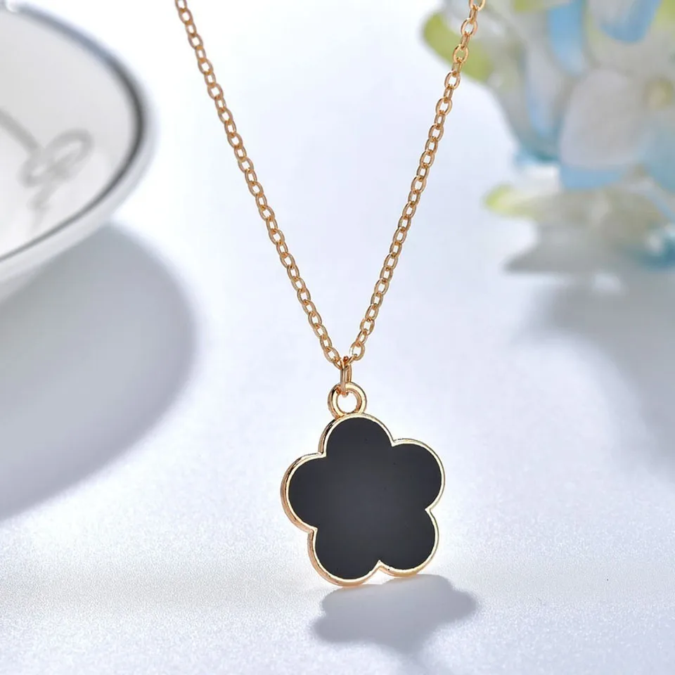 

Women Fashion Pendant Necklaces Black Sun Flower Design Trendy Jewelry Handmade Popular Fashion Necklace Wedding Jewelry