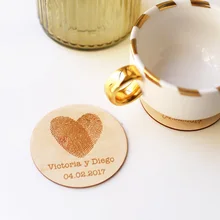 Пользовательские деревянные подстаканники, свадебные сувениры, свадебные подстаканники, гравировка на дереве свадебный подарок для гостей