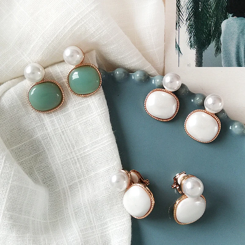 

Pearl White Round Glass Small Wedding Gifts 1Pair Hot Sale Beautiful Exquesite Earring Oval Ear Clip 2019 New Arrival Girls