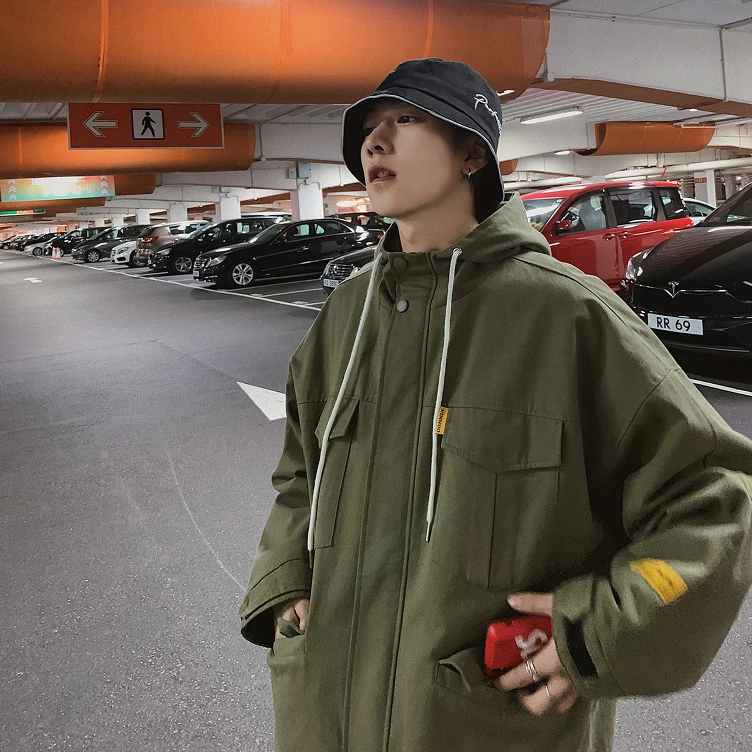 2019 Spring Men's Clothes Pocket Cap Streetwear Bomber Jacket Men Loose Coats Cotton Fabric Outerwear Black/green Windbreaker 2019 Spring Men's Clothes Pocket Cap Streetwear Bomber Jacket Men Loose Coats Cotton Fabric Outerwear Black/green Windbreaker