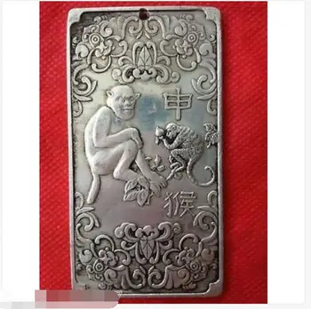 

Chinese Tibet Silver Carved Zodiac Animal Monkey Bullion Thanka Amulet Thangka Exquisite Small Pendant Statues
