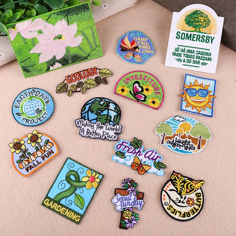 

PGY earth Cartoon Patches Lotus Badges Patch For Clothing Logo for flowers and plants Patches Embroidery Butterfly Badge Sticker