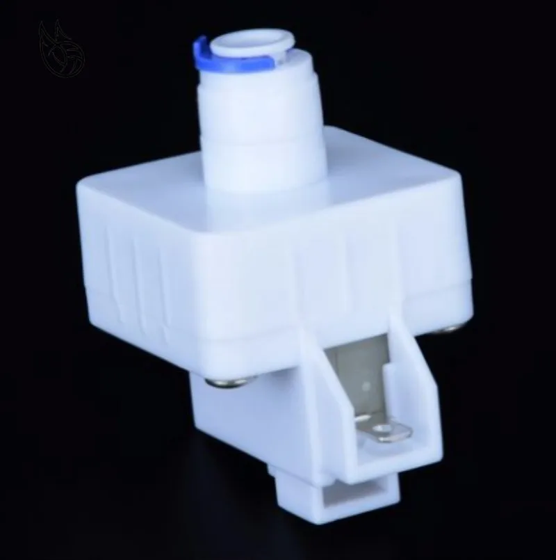 

Reverse Osmosis System RO Water Tank Low Pressure Switch Normally Open One Pole 1/4" OD Hose Connection With Crimp Terminal