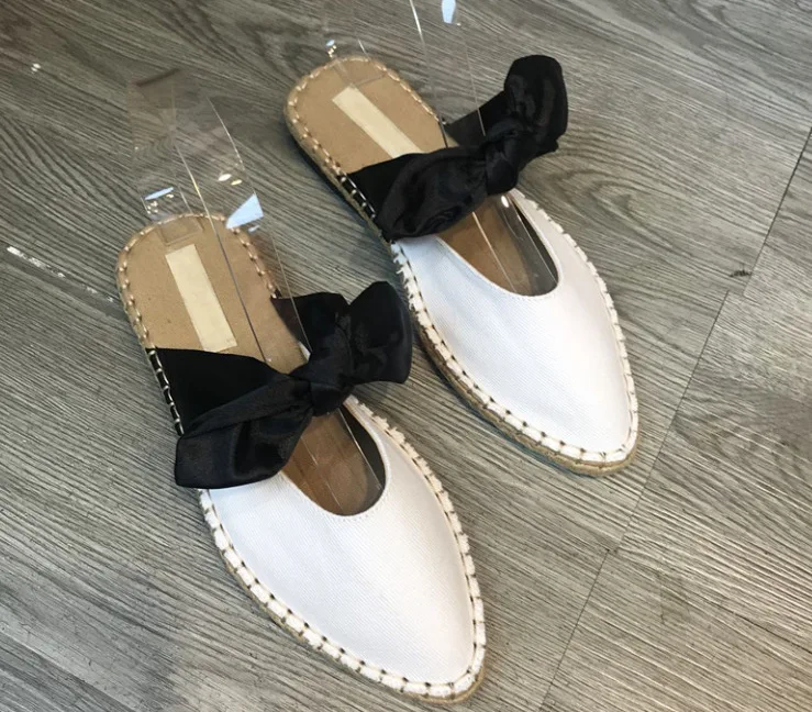 

Carole Levy 2019 New Woman Slipper White Black Sweet Bow-knot Decor Lady Sexy Sandals Slides Flat With Cozy Girls Shoes Summer