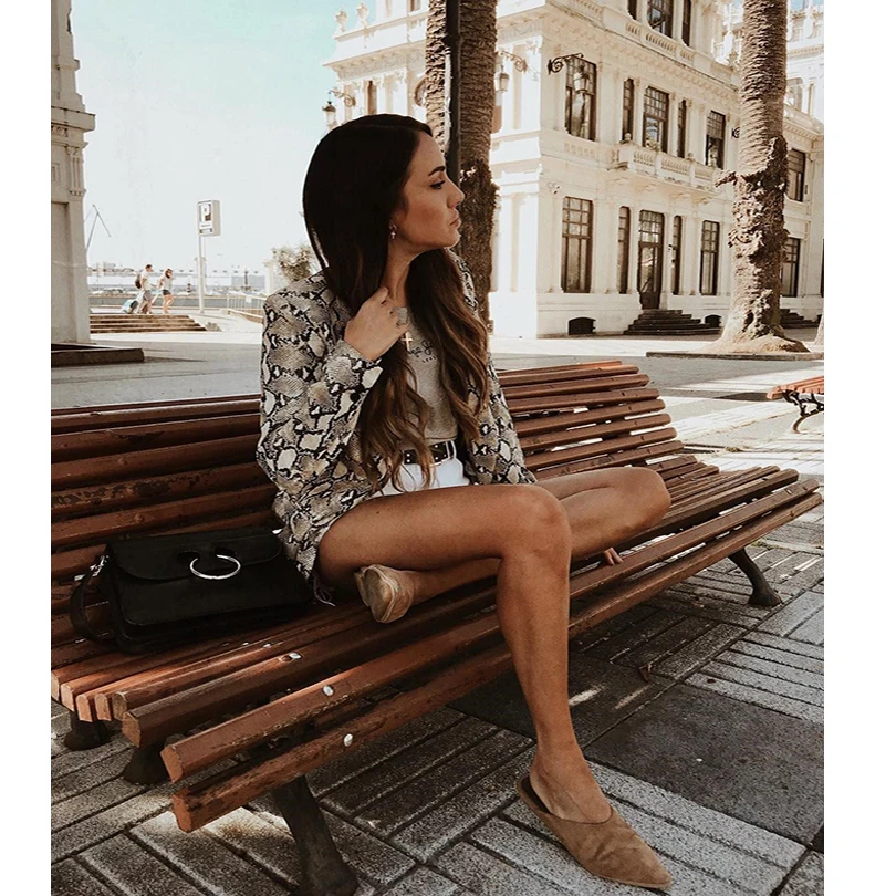 2019 Spring Women Snake Print Blazer England Style Pockets Long Sleeve Slim Vintage Blazers Jackets Female Outerwear Plus Size