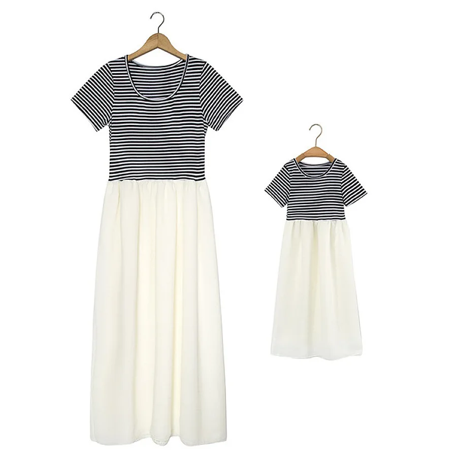 

Mother Daughter Dresses Summer 2019 Family Matching Outfits Short Sleeve Stripe Family Look Matching Clothes Mom Daughter Dress