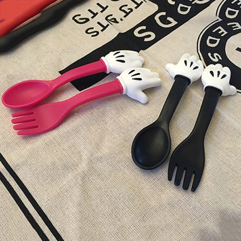 

Baby Mickey Mouse Claw Tableware 2pcs/set Plastic fork Spoon Kids Creative cartoon Children Dinnerware Sets Drop shipping