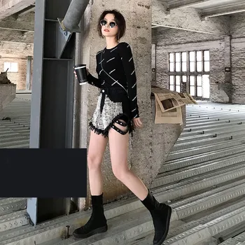 

2019 Fashion Women High Waist Summer Shorts Sexy Tassel Solid Denim Shorts Sequined Pocket Metal Loose Shorts