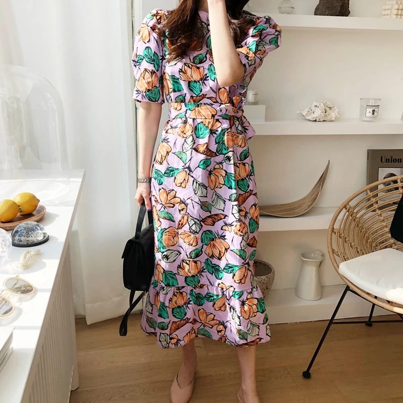 

New 2019 Women dress Puff Sleeve Floral French Dresses White Black Bottom 9513