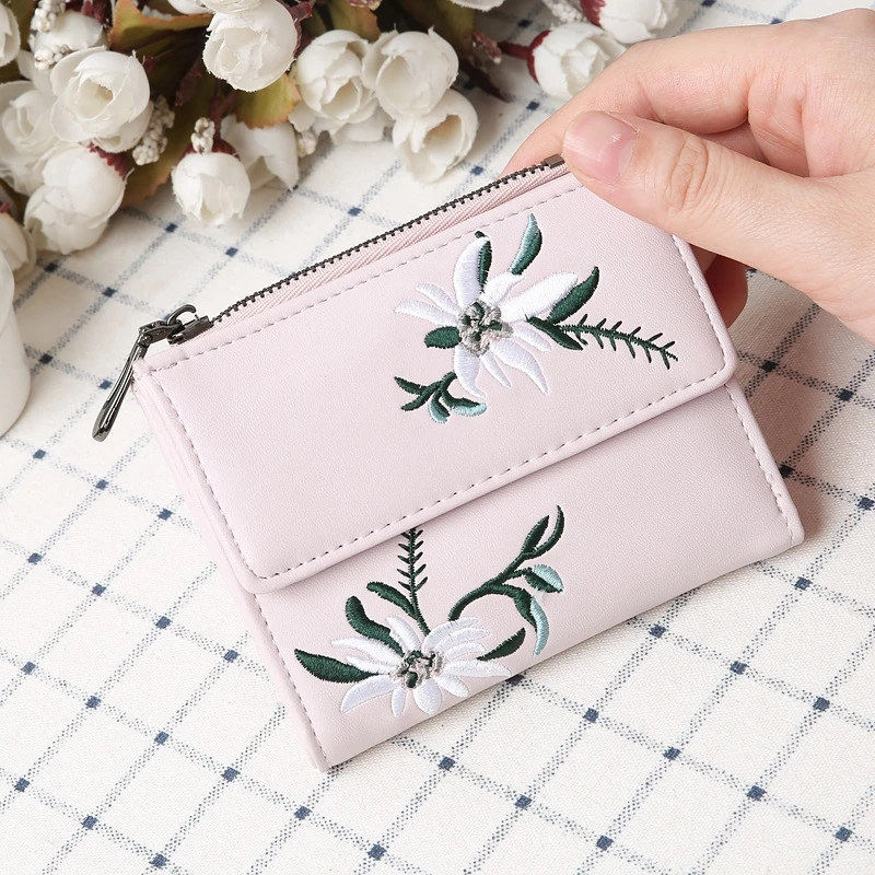 

Embroidered Ladies Wallet Short 3 Fold Pu Female Bag Card Purse Cute Ladies Purse