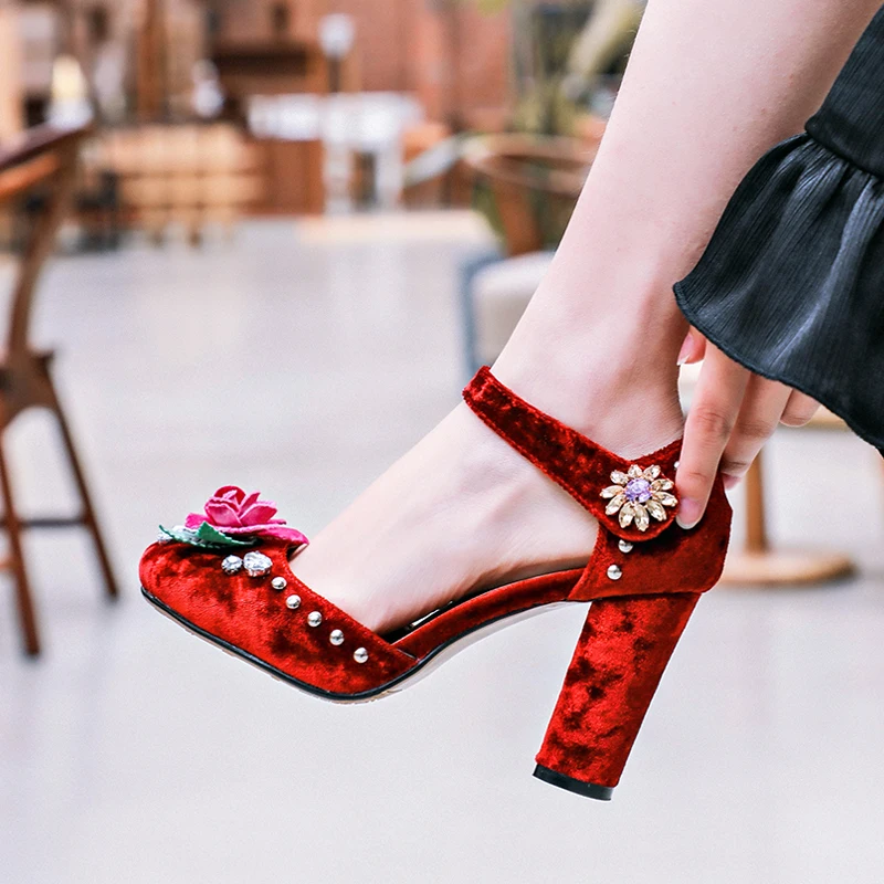 

Ladies 3D Rose Flower Rhinestone Buckle Velvet Pumps Chunky Heels Mary Jane Wedding Pumps Rivets Studs Ankle Strap Shoes