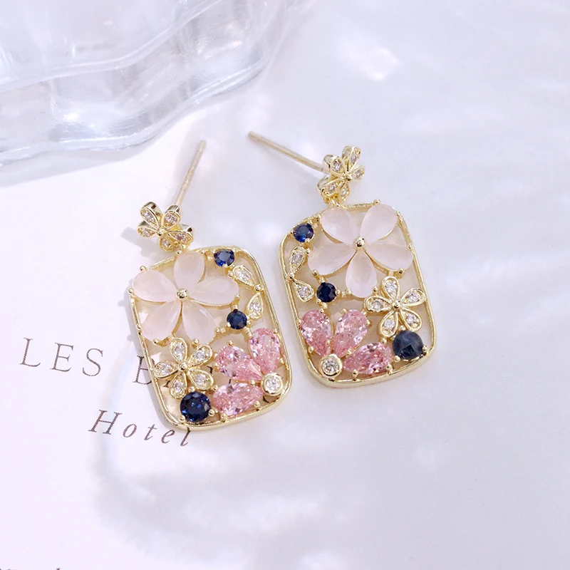 

Korean Style Exclusive Fashion frame shape Within Warm Milk Pink Or Red Small Flower Shape Drop Earrings CZ Stone Women Jewelry