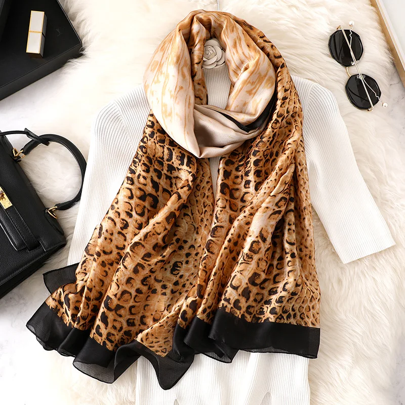 

2019 Spring Summer Women Luxury Leopard Silk Scarf Brand Long Bandana Femme Silk Pashmina Shawl Hijab Foulard XZP029