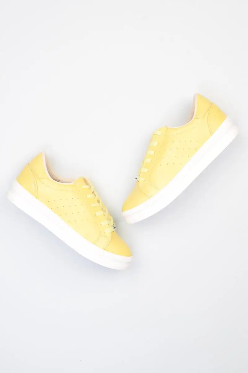 

Bambi Yellow Women 'S Shoes F0315001709