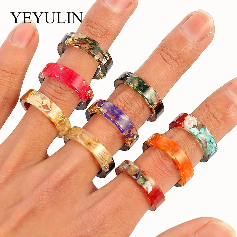 

New Design Rings For Women Men Vintage Clear Wood Resin Handmade Dried Flower Epoxy Rings Ethnic PartyJewelry Gifts
