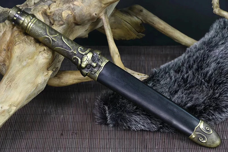 

Classical Short sword lFully Hand-made Sword Damascus Folded Steel Polished Collection sword