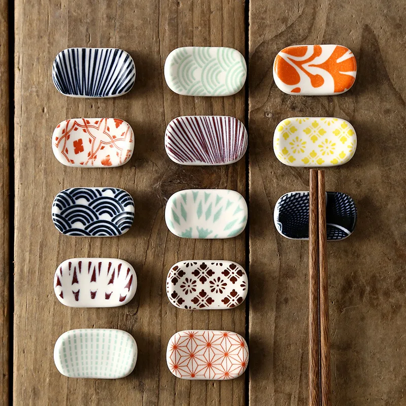 Расписная керамическая фарфоровая посуда, японская оригинальность, для ресторана, бытовая, лаконичный, эллипс, совок, палочки для еды, кронштейн