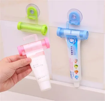 

Hot 500pcs Rolling Squeezer Toothpaste Dispenser Tube Sucker Holder Dental Cream Bathroom Accessories Manual Syringe Gun Dispens