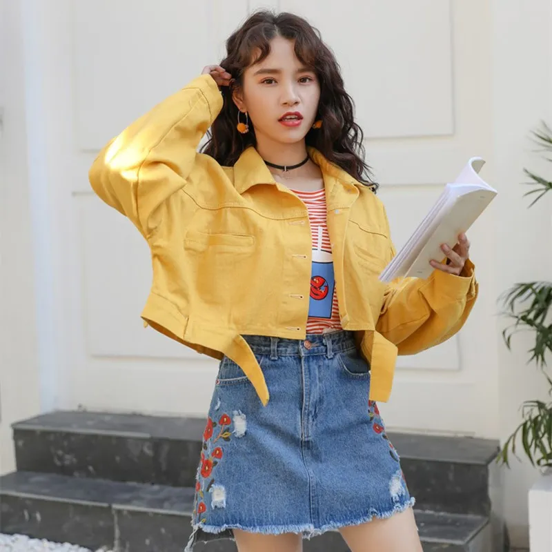 2019 Women Single Breasted Loose Denim Jacket Solid Red Yellow Ripped Cropped Denim Coats Motorcycle Biker Short Jeans Jacket