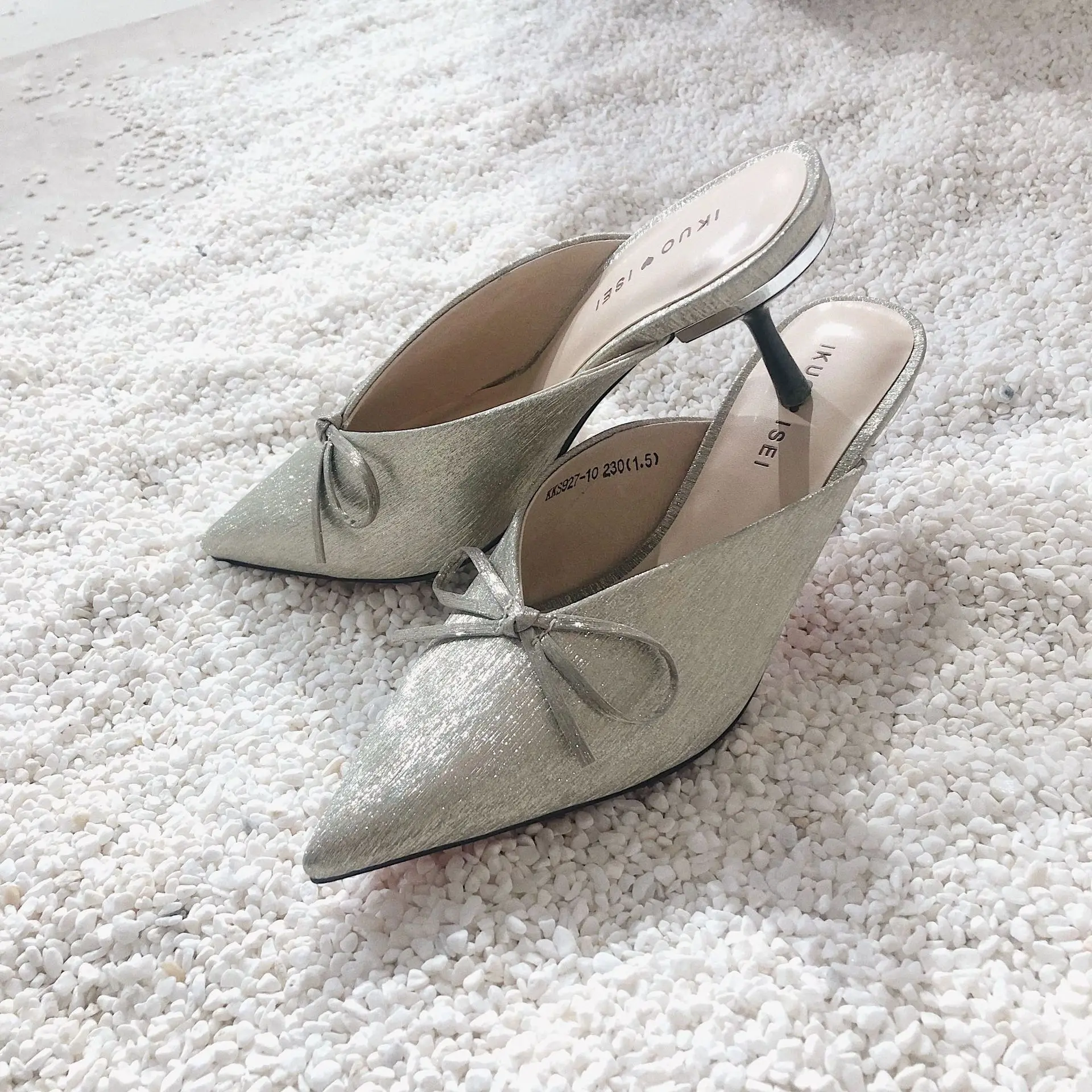 

Carole Levy 2019 New Summer Women Pumps Shoes Sweet Butterfly-knot Ladies Girl Pink Silver Sandals Slipper Outside Beach Slides