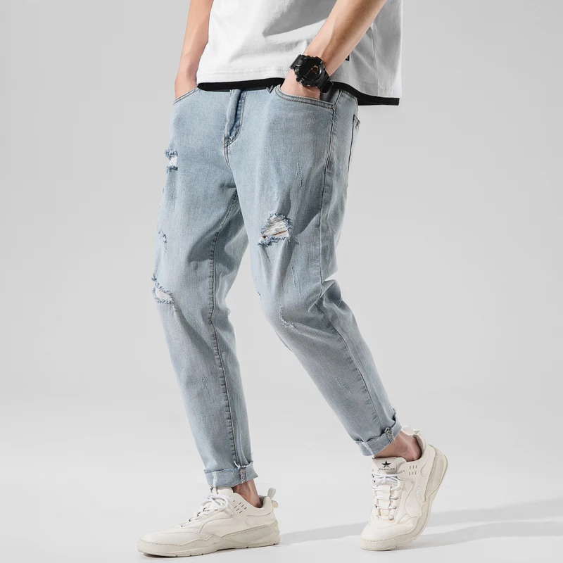 

2019 new Online Retailers mens Jeans men Male Pants Holes Leisure Time Jeans Light Blue spring Wash Jeans Free shipping