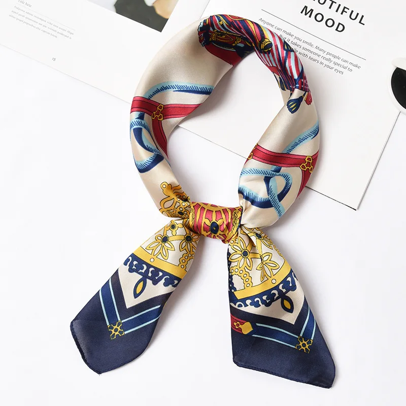

Hot 2019 New Women Fashion Scarf Knight Print Twill Rayon 70*70cm Square Shawl Muslim Decoration Scarf High Qualiy Headscarf