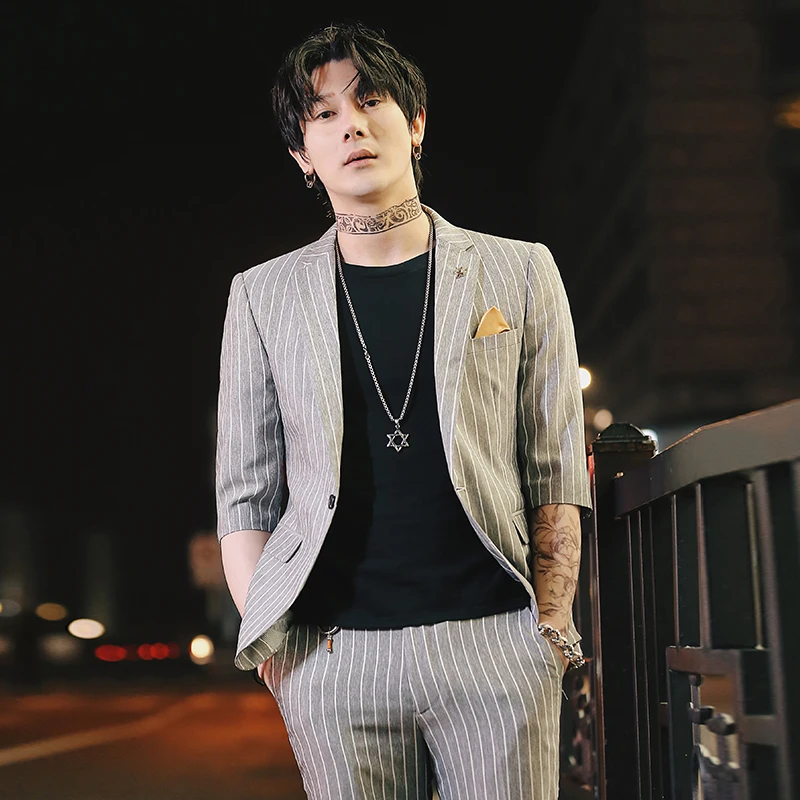 2 Piece Suit Party Dress Abito Uomo Cerimonia Coreano Mens Prom Suit 2019 Mens Slim Fit Prom Tuxedos Mens Pinstripe Suits Roses