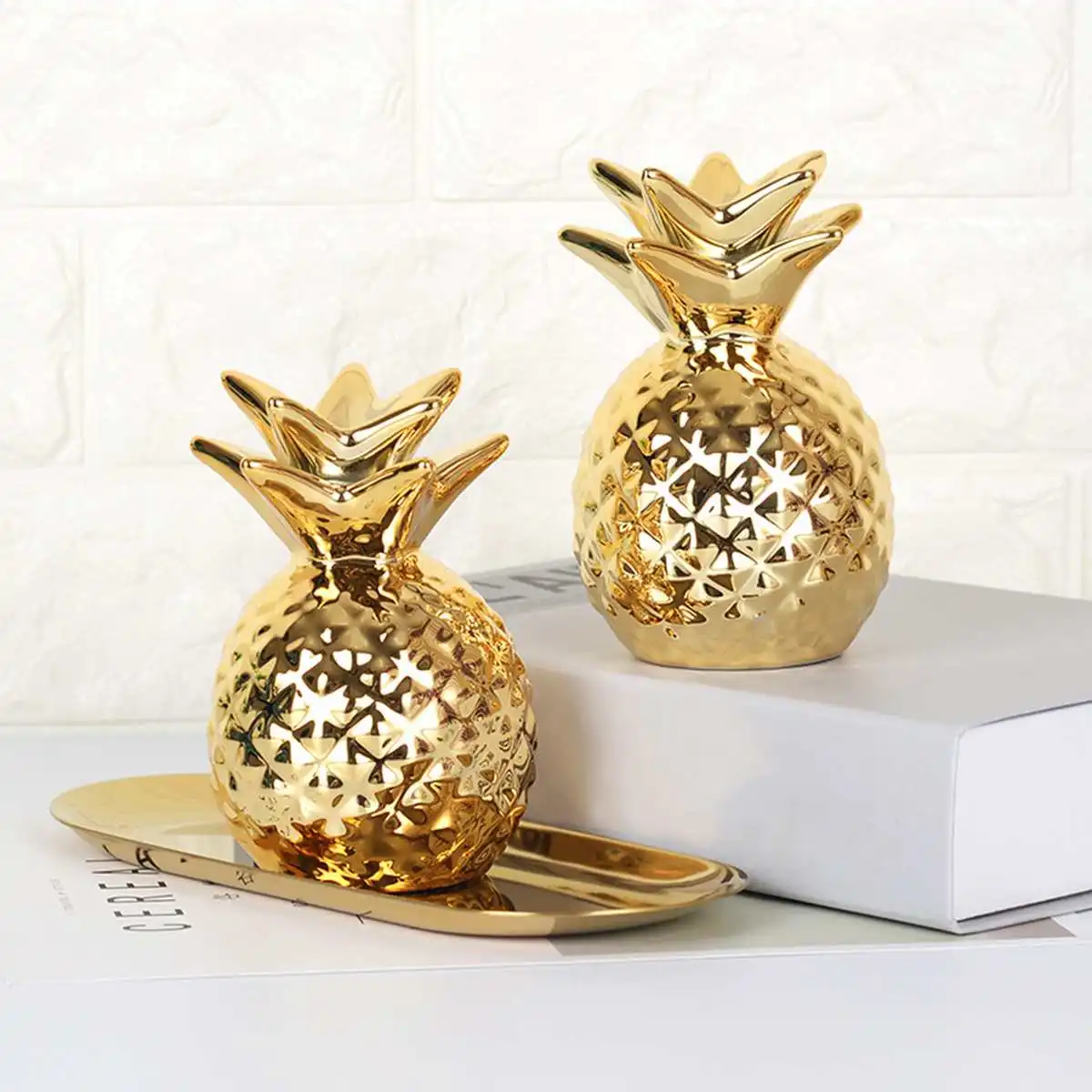 

13cm Gold Pineapple Piggy Bank Money Saving Box Coin Bank Ceramic Saving Box Penny Bank Storage Jar Safe Home Decoration