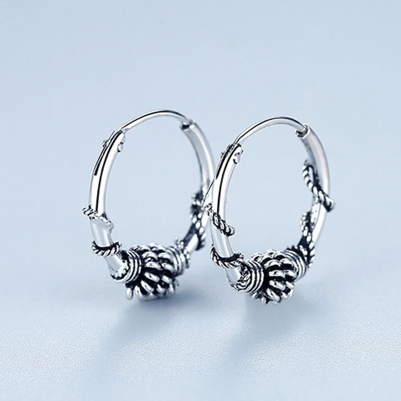 винтажные кольца и серьги. серьги калачи серебро казачьи. мужские серьги рокерские кольца. винтажные серьги. серьги клипсы кольца.