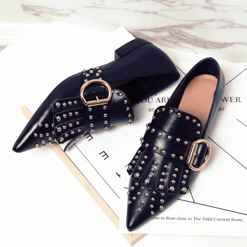 

2018 Hot Summer Shoes Woman Flats Leather Pointed Toes Slingbacks Rivet Rome Design Shoes Punk Fashion Tipe Shoes Woman Flats