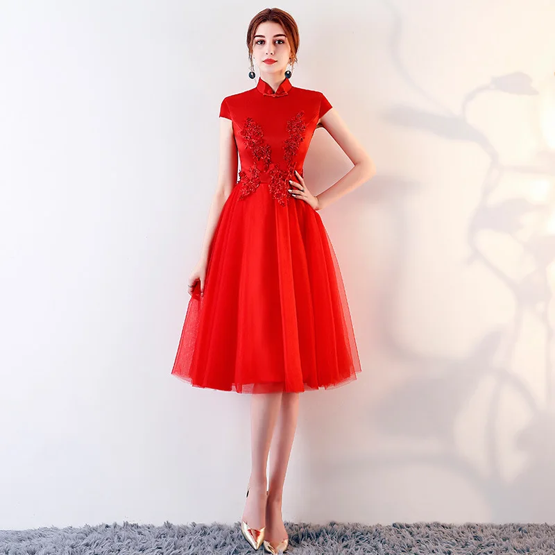 

Red Lace Fashion Cheongsam Bride Chinese Evening Dress Sexy Qipao China Costume At A Loss