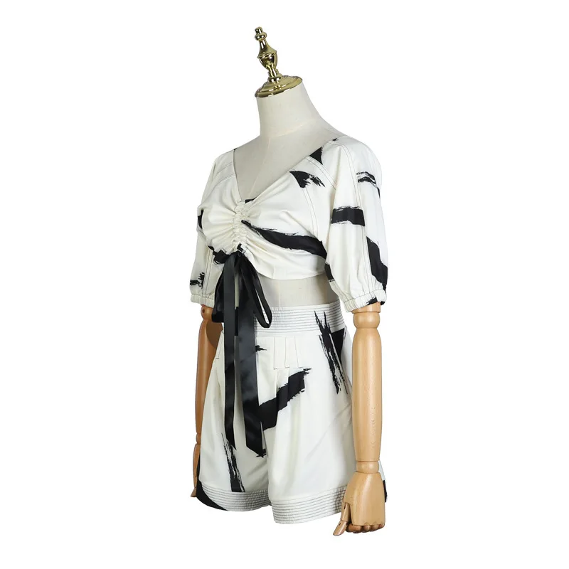 [MENKAY] 2019 الصيف اثنين من قطعة مجموعة قصيرة الأكمام المحاصيل أعلى أشرطة تعادل عالية الخصر قصيرة بانت النساء عطلة الأزياء الملابس