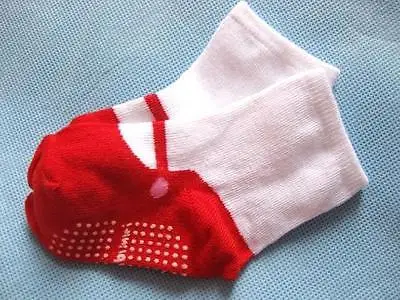 Милые Удобные Теплые нескользящие носки для маленьких девочек, 3 цвета хлопковые носки 6-24 м, 11X9 см