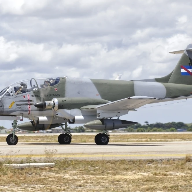 A Uruguayan Air Force IA-58 Pucara на натальной военно-воздушной базе Бразилии плакат печать
