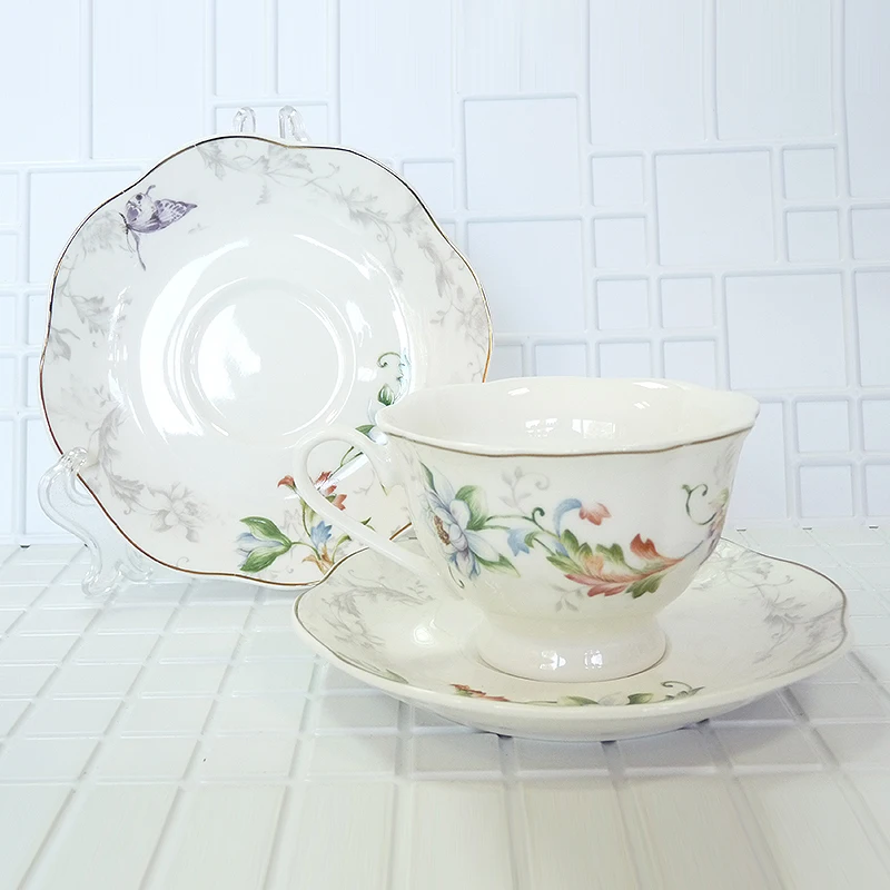 

High quality bone china handmade tea cup set elegant flower pattern a set of 14 pieces birthday holiday gift
