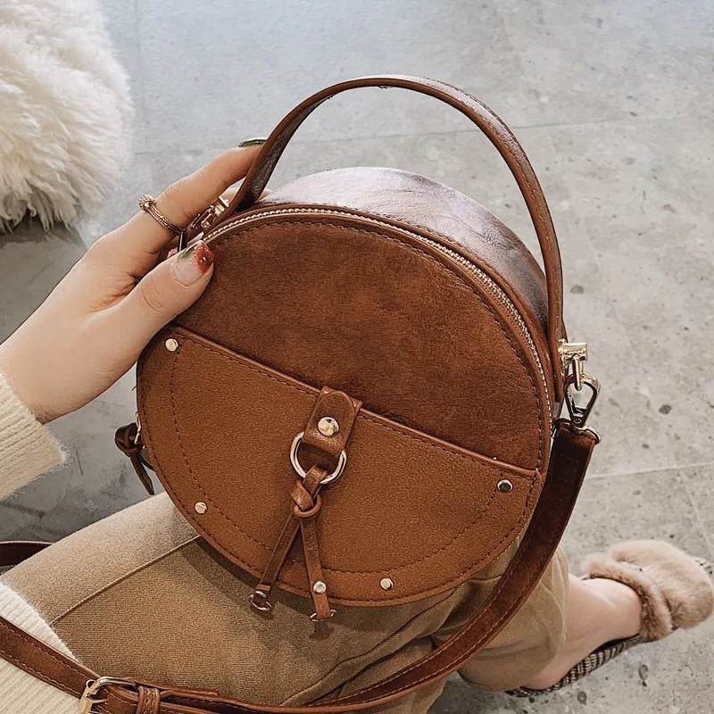 

2019 Phenanthrene Small Bag Woman Matting Circle Package Hundred Take The Hand Bill Of Lading Shoulder Messenger Versatile B127