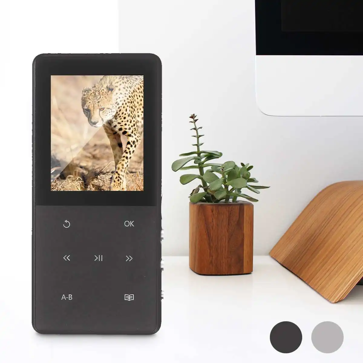 

HiFi bluetooth MP3 Player 8GB Outdoor Sport Music Player Portable Audio 1.8inch LED Screens Support USB SD TFT Text Reading
