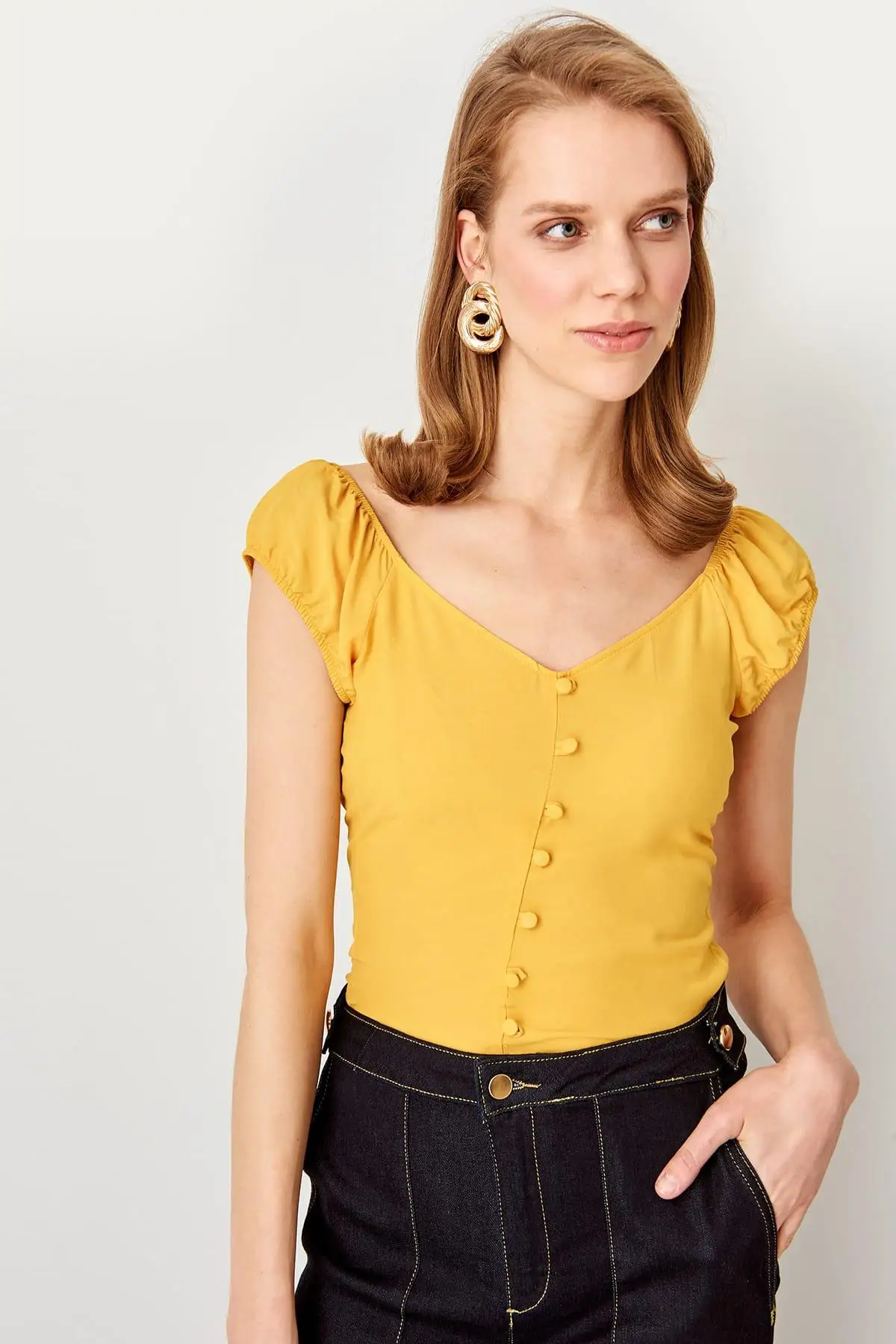 Trendyol желтая кнопка деталь Bluz TWOSS19YD0077| |