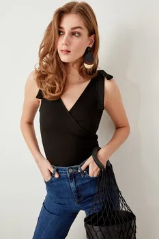 

Trendyol Black Breasted Knitted Body TWOSS19YN0119