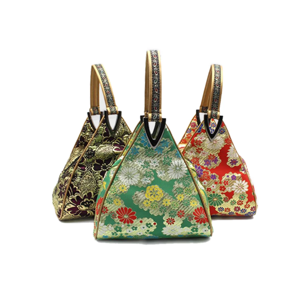 Wristlet Triangle Bag Embroidery Handbags Women Clutch Handy Bags Portable Flowers